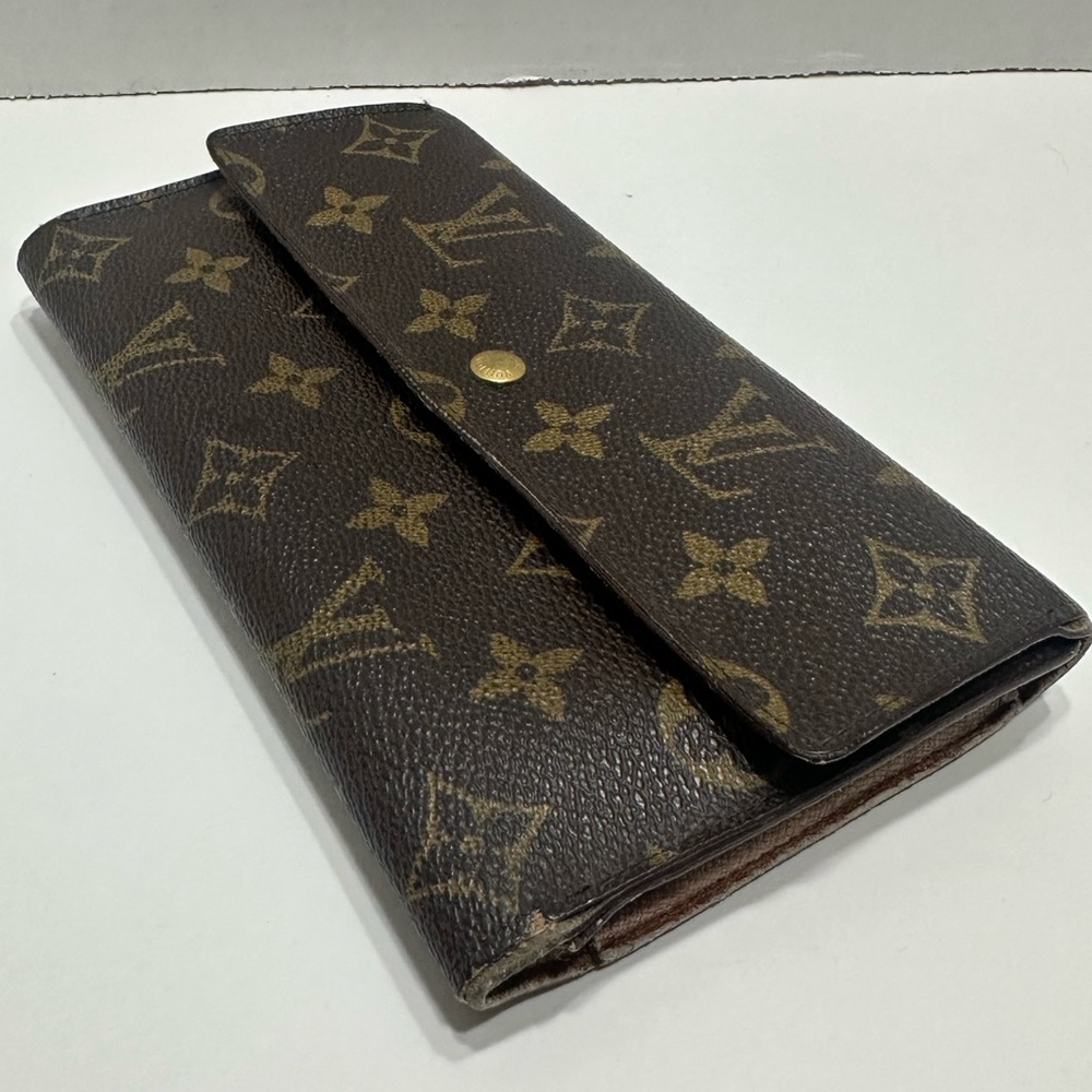 Louis Vuitton Monogram Porte Trésor International Wallet M61215 Entrupy COA